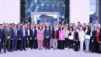 وزير الاتصالات يشهد فعاليات تخريج الدفعة الأولى لبرنامج بناء القدرات في تطوير البرمجيات المدمجة للسيارات