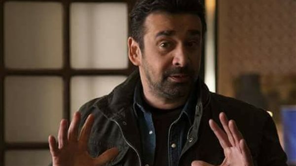 كريم عبد العزيز من