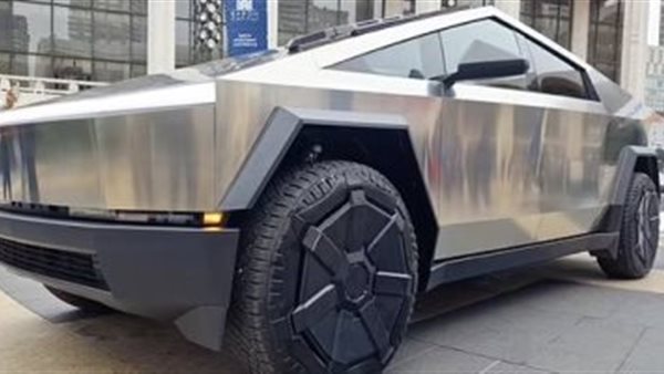 سيارة Cybertruck