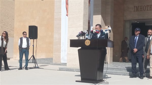  أحمد عيسى وزير السياحة