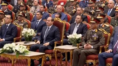 السيسي يفتتح معرض إيديكس 2023 للصناعات الدفاعية والعسكرية | بث مباشر