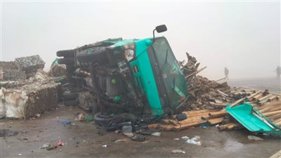 بسبب الشبورة.. إصابة 3 أشخاص إثر تصادم عدد من السيارات بالطريق الصحراوي الغربي بالمنيا