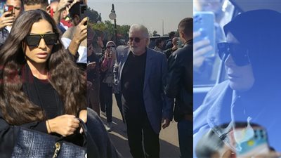 محمود قابيل وميرفت أمين ودينا الشربيني.. 10 صور لنجوم الفن في جنازة أشرف عبد الغفور