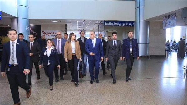 وزيرة الثقافة 