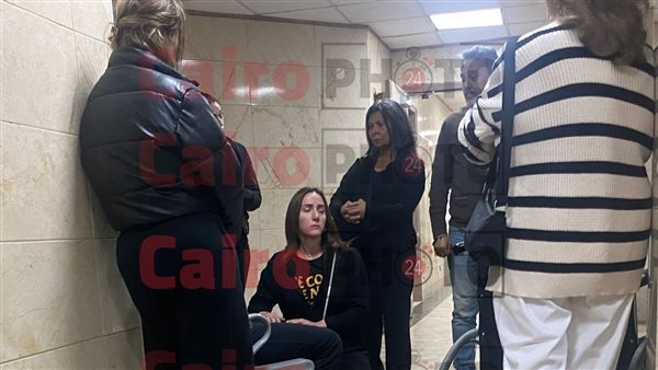 النجوم يساندون ريهام