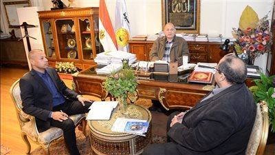 محافظ أسيوط: توافر السلع الغذائية بكميات مناسبة في الأسواق وتكثيف الحملات التموينية لضبط الأسعار