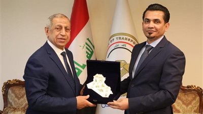 رئيس الأكاديمية العربية يلتقي وزير النقل العراقي لبحث التعاون المشترك