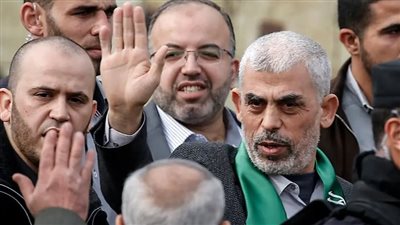 فرنسا تعلن تجميد أصول يحيى السنوار زعيم حركة حماس في غزة
