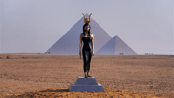 تجهيزات معرض  الأبد