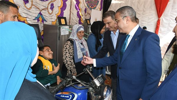 محافظ الفيوم ورئيس