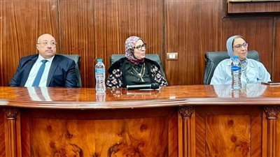 اليوم.. وكيل صحة الإسكندرية تواصل لقاءاتها استعدادًا للانتخابات الرئاسية 