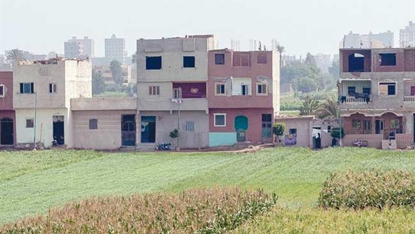 البناء على الأراضى