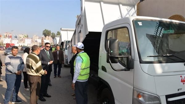 محافظ الدقهلية خلال