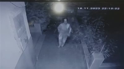 صاحبة الشعر المنكوش بالشيخ زايد وعصابة تخدير المواطنين.. من يقف وراء مزاعم إثارة الفزع بين المواطنين؟