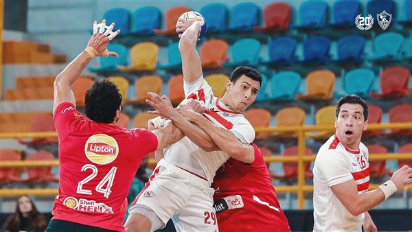 يد الزمالك والأهلي