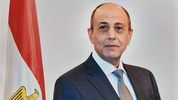 وزير الطيران المدني،