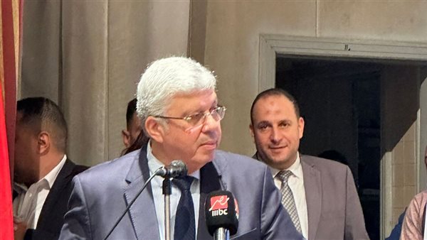 أيمن عاشور وزير التعليم