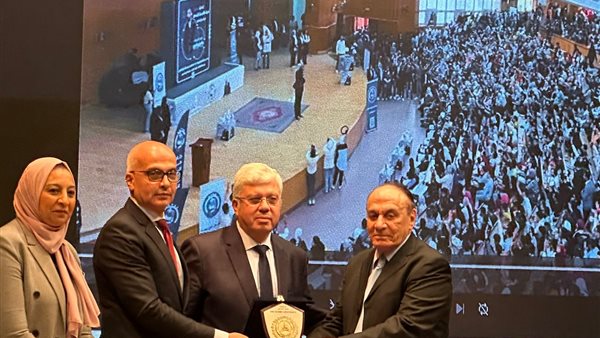  اللواء سمير فرج