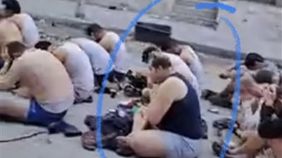 وسط مئات العراة بين الركام.. الصحفي الفلسطيني ضياء الكحلوت في قبضة الاحتلال 