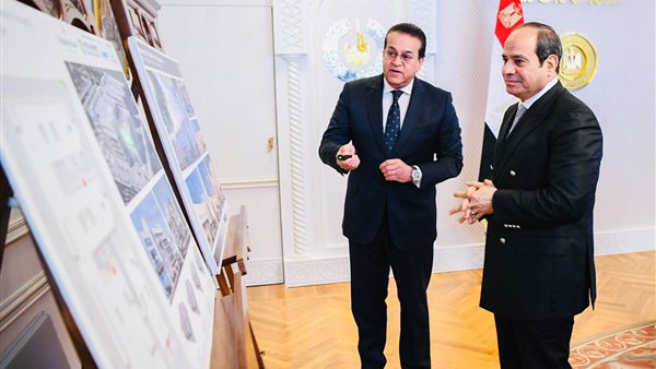 الرئيس السيسي ووزير