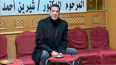 طاهر أبوليلة يتلقى عزاء شقيقه في مسجد الوحدة بالعباسية | بث مباشر