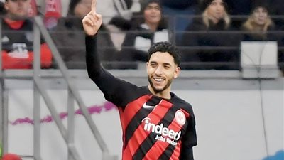 تعرف على قيمة عرض ليفربول لشراء عمر مرموش خلال انتقالات الصيف