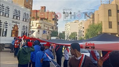 حاملين علم مصر.. مسيرة حاشدة من المواطنين للمشاركة في الانتخابات الرئاسية بالغربية وقنا | بث مباشر