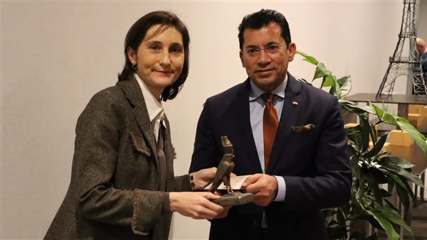 وزير الرياضة ونظيرته