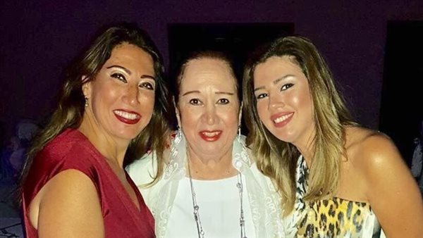 رانيا فريد شوقي ووالدتها