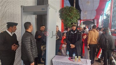 انتشار الشرطة النسائية لمساعدة السيدات المسنات في الإدلاء بأصواتهن بالدقهلية