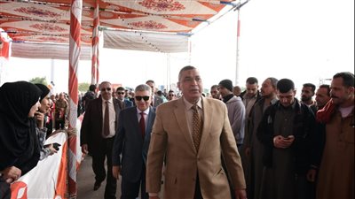 الفريق أسامة ربيع يدلي بصوته في انتخابات الرئاسة: مرحلة هامة من تاريخ الوطن