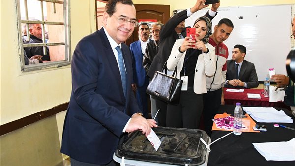 وزير البترول