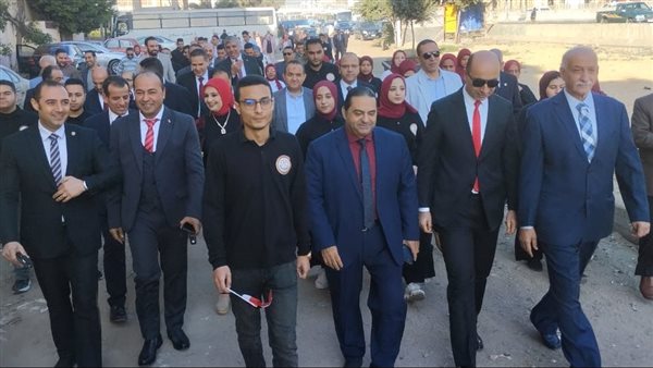 مشاركة منتسبى جامعة