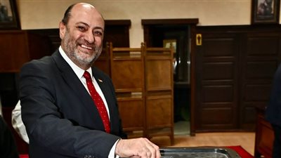 رئيس الشرقية للدخان يكشف مصير أسعار السجائر الشعبية بعد تحريك سعر المنتجات البترولية| خاص