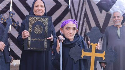 مسلمون وأقباط.. ملحمة وطنية بقرية الدير في الأقصر أمام لجان الانتخابات الرئاسية | صور