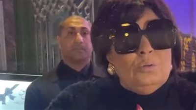 بعد أشوفكم في عزاء بكرة.. فيفي عبده: أنتم اللي قريتوا عليا وبنتي فلسطينية وبيموتوا كل يوم وده حالنا