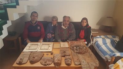 بعد استلام 12 قطعة أثرية من سيدة.. مصدر: تم نقلهم في مخزن سليم حسن بأهرامات الجيزة 