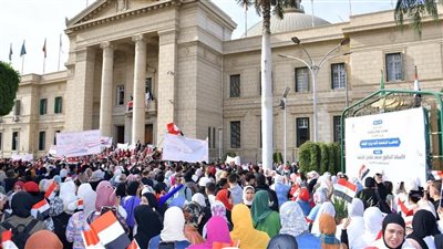 انطلاق مسيرات حاشدة من جامعة القاهرة للمشاركة في الانتخابات الرئاسية 2024