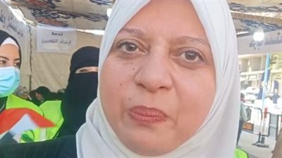 إقبال السيدات على لجان الانتخابات بمطروح.. ونائب المحافظ: الست المصرية طول عمرها بـ 100 راجل | بث مباشر