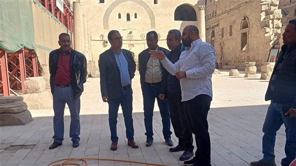 لجنة من الآثار تتفقد