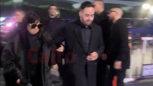 فيفي عبده في عزاء