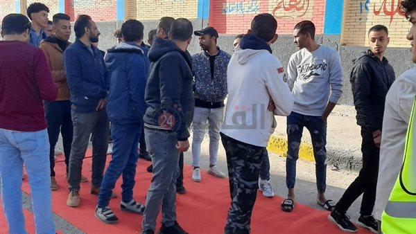 إقبال كثيف من المواطنين