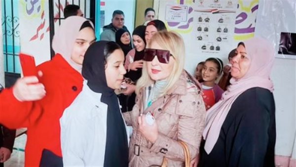 نادية الجندي