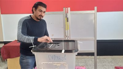 اللي منتخبش يدخل ينتخب.. ياسر جلال يدعو جمهوره للمشاركة في الانتخابات الرئاسية ومحبوه يلتفون حوله