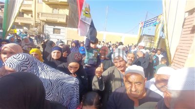 قرية محمد صلاح حاضرة.. زحام أهالي نجريج بالغربية أمام اللجان الانتخابية 