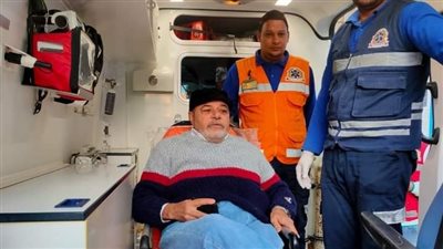 عايز انتخب.. إسعاف مطروح تستجيب لمُسن طلب نقله إلى لجنته الانتخابية