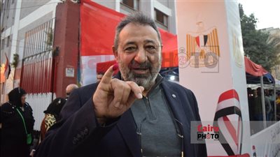 مجدي عبد الغني بعد الإدلاء بصوته: السلبية مش هتفيد بحاجة.. ولازم يبقى لينا دور في اختيار رئيسنا| بث مباشر