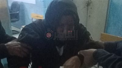 عمرها 95 عامًا.. معمرة تدلي بصوتها في آخر دقائق الانتخابات الرئاسية بقنا