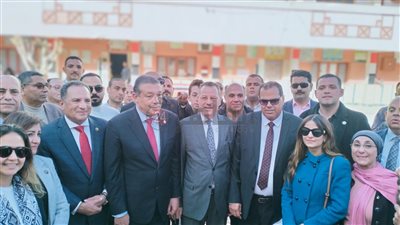 المرشح الرئاسي حازم عمر يتفقد اللجان الانتخابية بالفيوم | صور