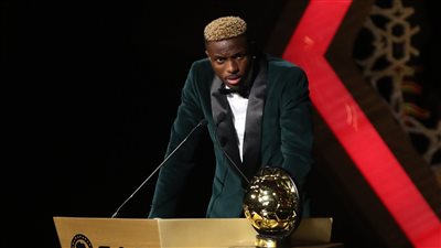 آخر تطورات المفاوضات بين نابولي وجلطة سراي بشأن أوسيمين